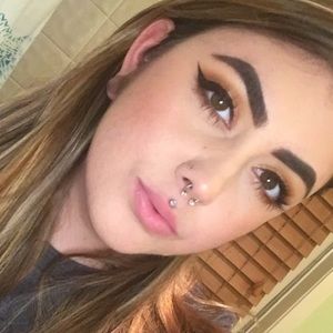 Meet your Posher, Moanna